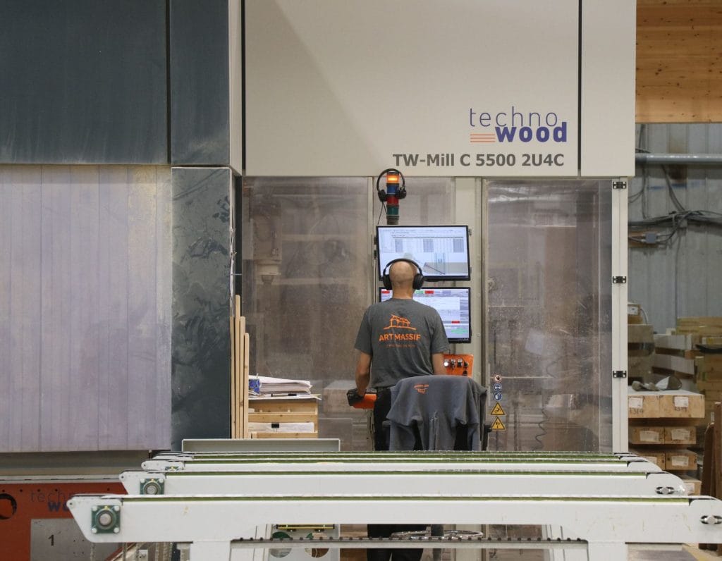 Opérateur de machine CNC